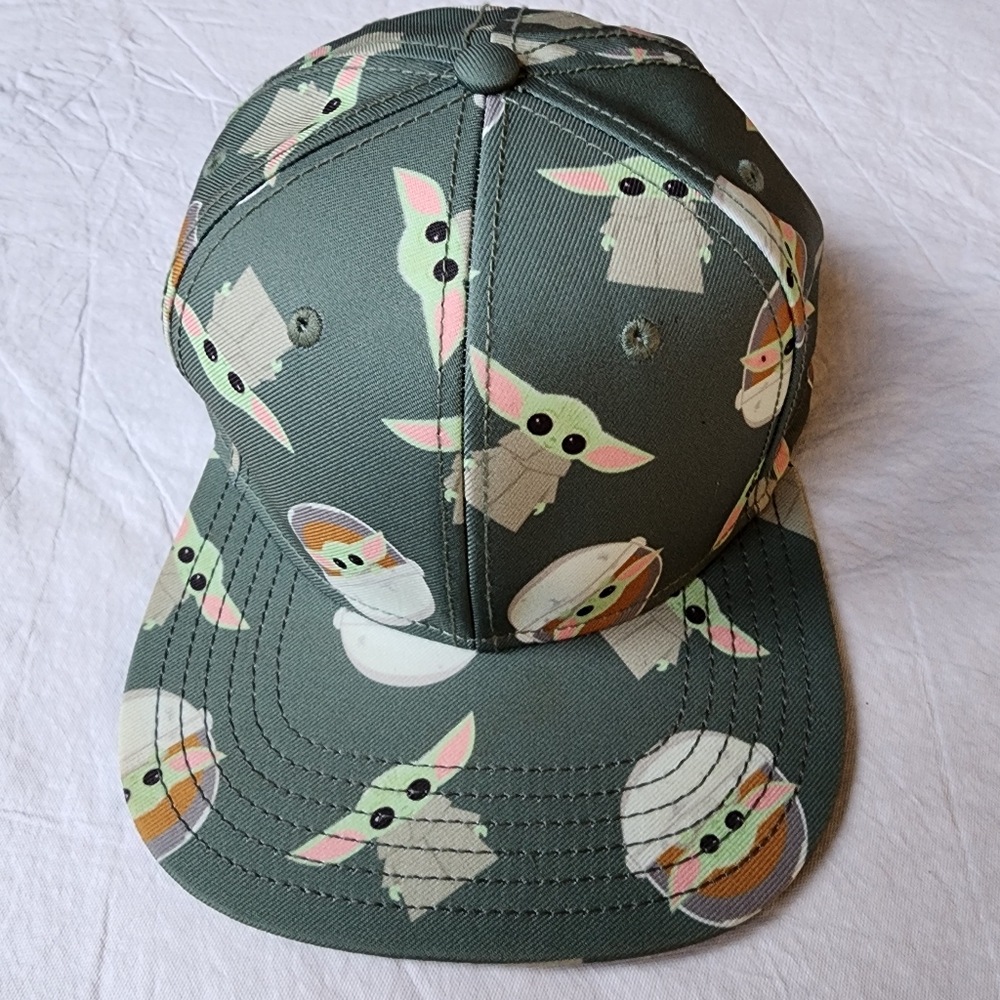 STAR WARS Men's Licensed Mandalorian Baby Yoda All Over Print Snapback Cap Hat